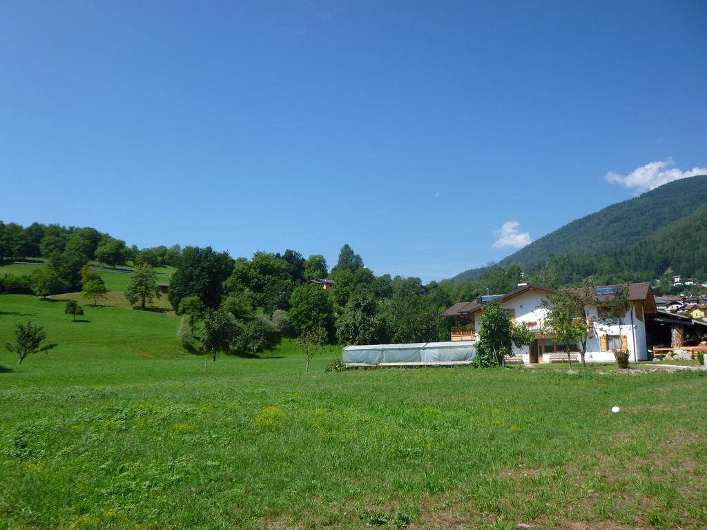 Agriturismo Fattoria Dalcastagne Torcegno Luaran gambar