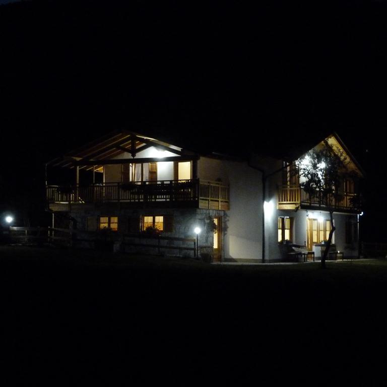 Agriturismo Fattoria Dalcastagne Torcegno Luaran gambar