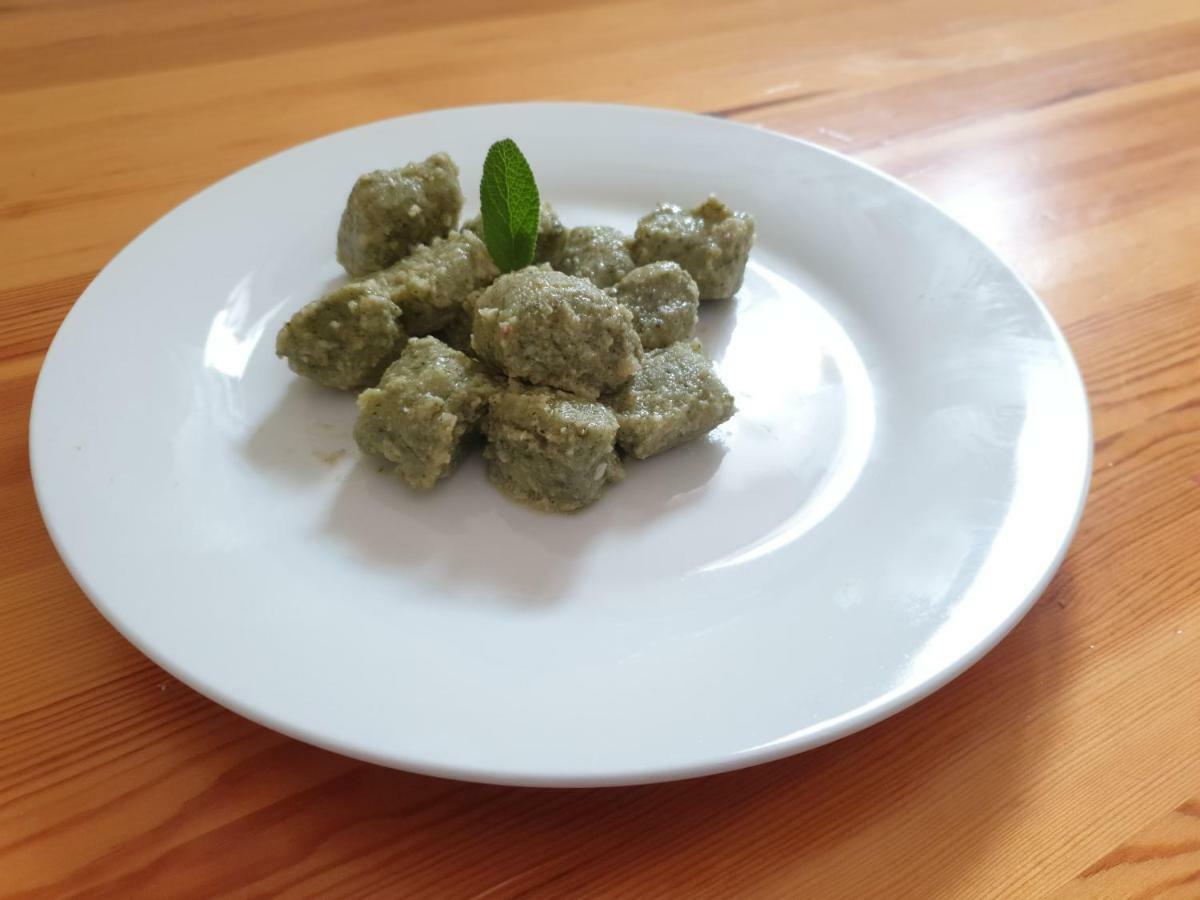 Agriturismo Fattoria Dalcastagne Torcegno Luaran gambar
